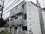 松陰神社前駅より徒歩3分 築4年 3階建の賃貸物件