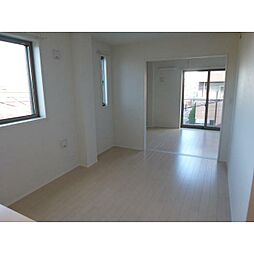 プリマヴェーラ代沢 2階2LDKのリビング/ダイニング