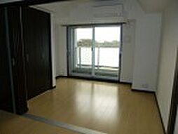 カメリア・コート二子玉川 3階1DKのリビング/ダイニング