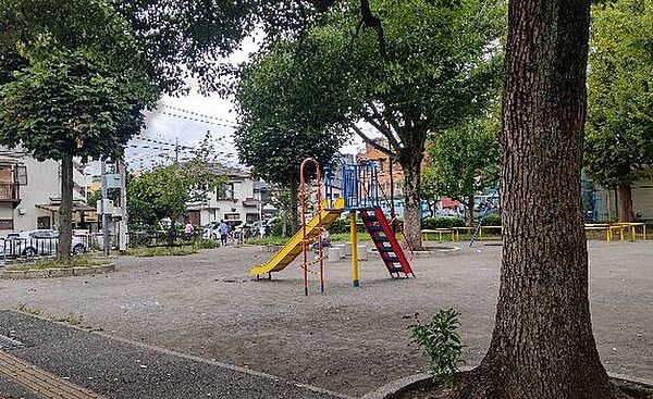 大森西四丁目公園 徒歩4分。 260m