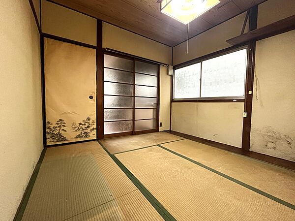 71番地16　1階和室になります。