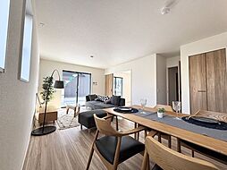 リビング/ダイニングの画像