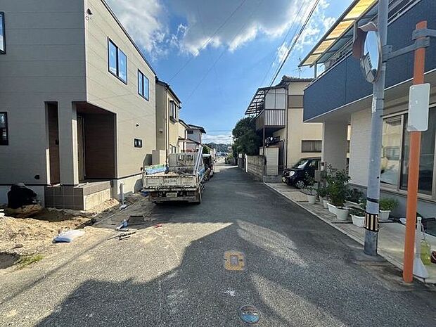 前面道路含む現地写真