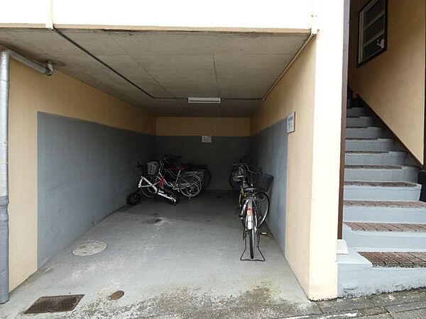 画像15:駐輪場
