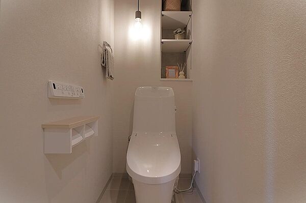 トイレを拡大表示