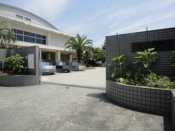 広島市立井口小学校：徒歩9分（約600ｍ）