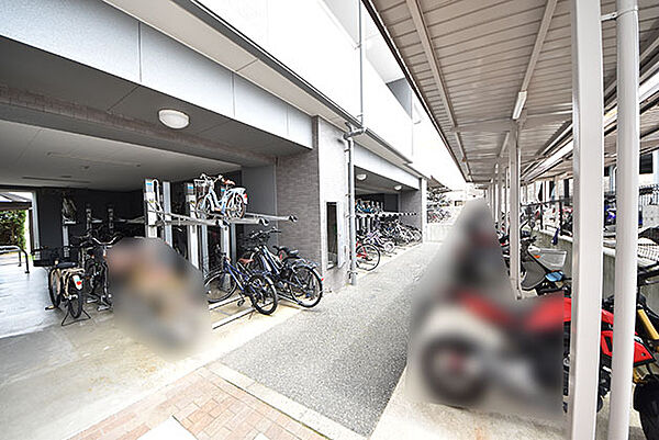 駐輪場