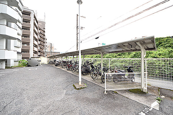 駐輪場・バイク置き場