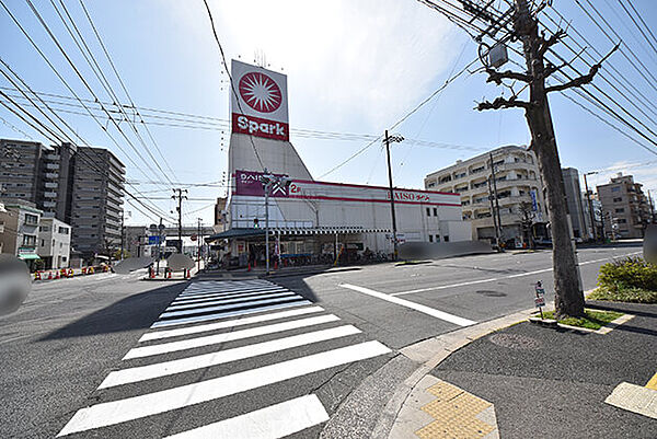 スパーク 光南店：徒歩6分（約400ｍ）
