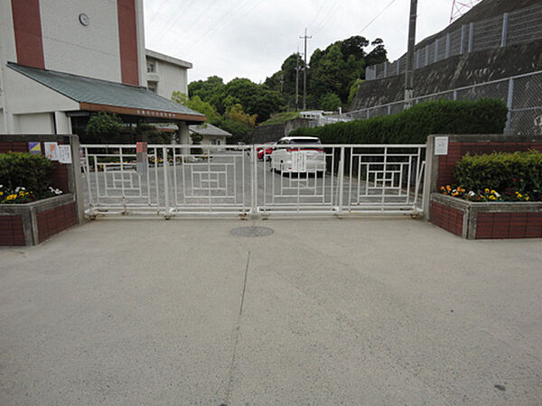 広島市立古田中学校：徒歩14分（約1100ｍ）