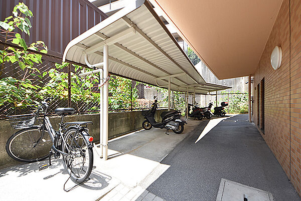 駐輪場・バイク置き場