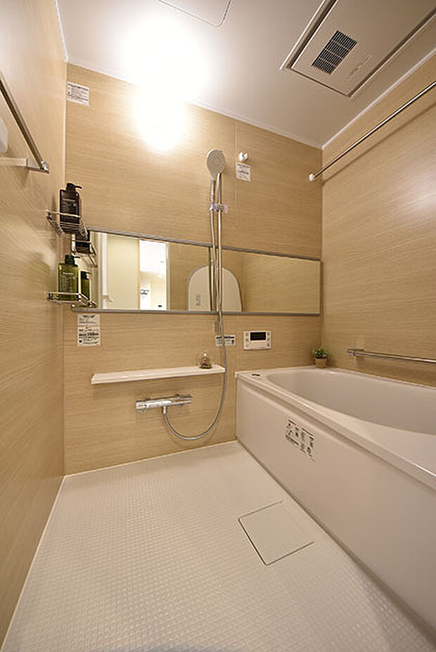 ユニットバス　浴室換気乾燥暖房機付
