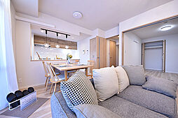 サーパス宇品 703 3LDKのリビング/ダイニング