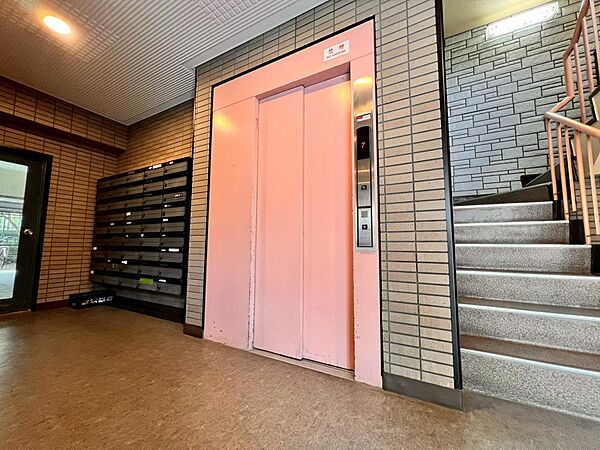 エレベーター完備