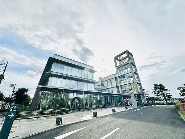 見沼区役所から徒歩9分