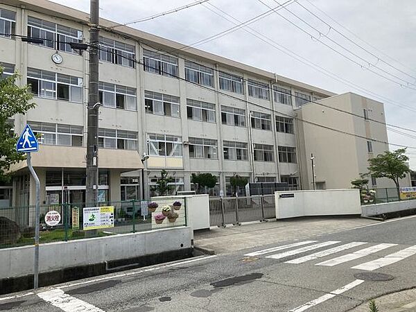 加古川市立氷丘中学校氷丘中学校 1160m