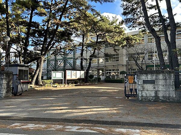 浜の宮中学校 1360m