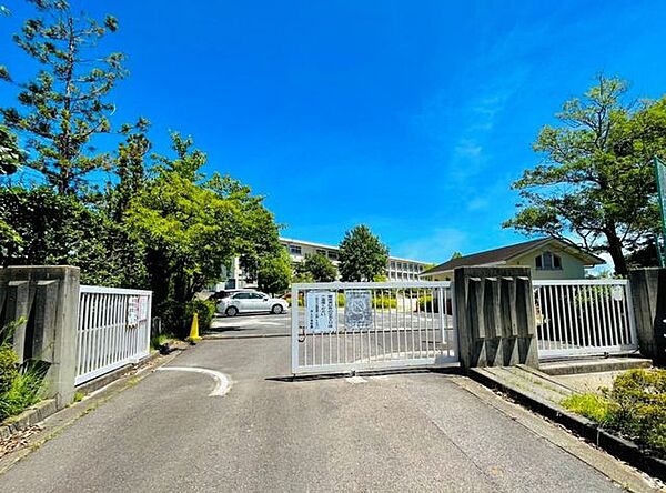 豊田市立井上小学校 2320m