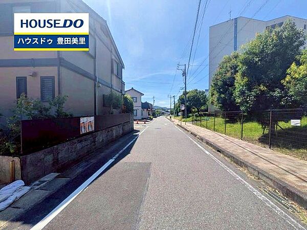 見るだけ聞くだけOK！【お気軽に資料請求！不動産のことならなんでも／ハウスドゥ豊田美里】