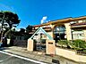 周辺：花園幼稚園 815m