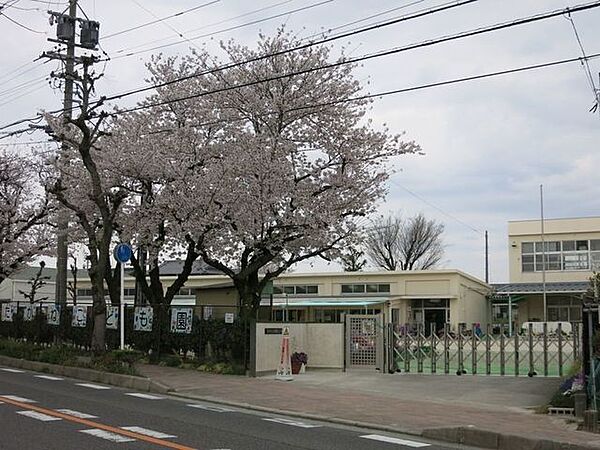 高嶺こども園 1140m
