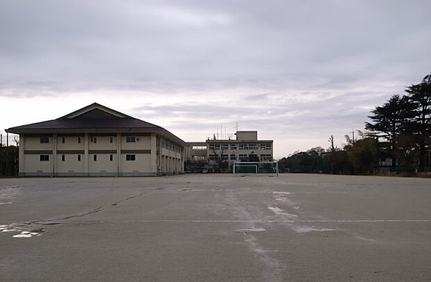 第一中学校（999m）