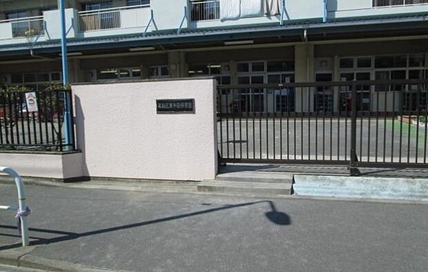 東半田保育園(707m)