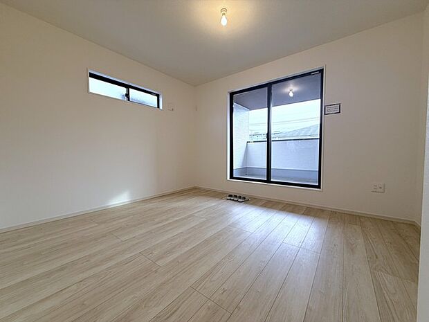 洋室8帖(WIC含む)