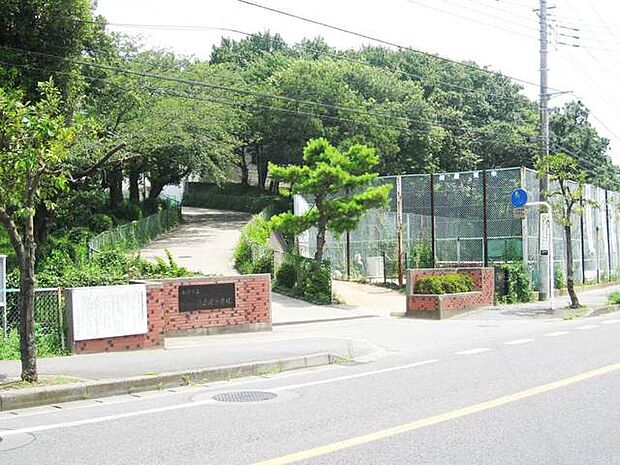 河原塚中学校(1600m)