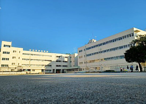 道野辺小学校（1524m）