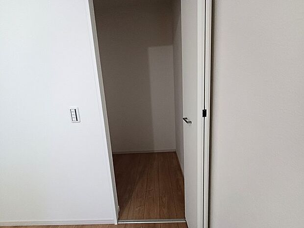 リビング内収納