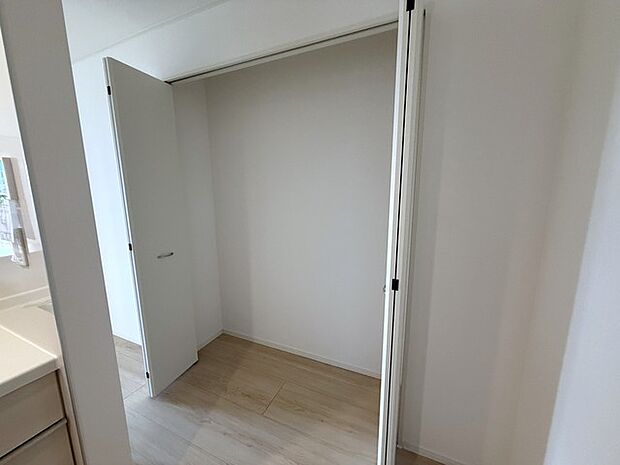 リビング内収納