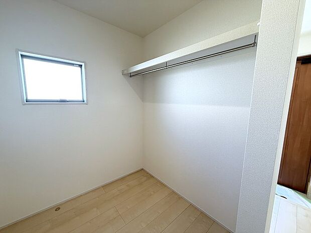 ホールクローゼット