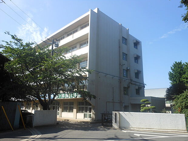 第三中学校（1900m）