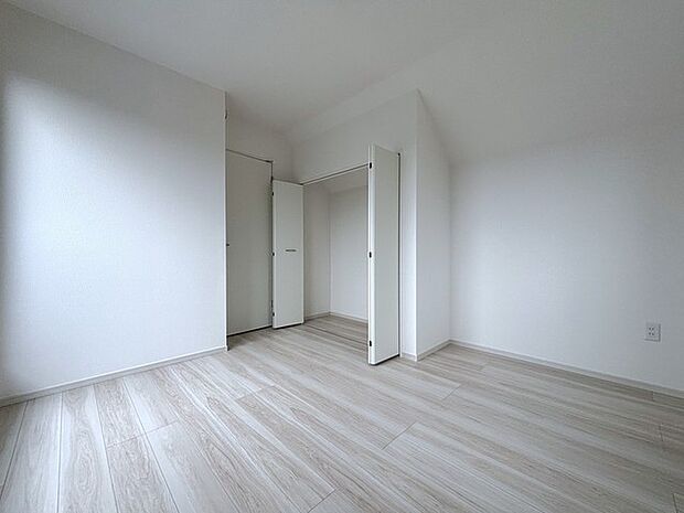 洋室5.9帖
