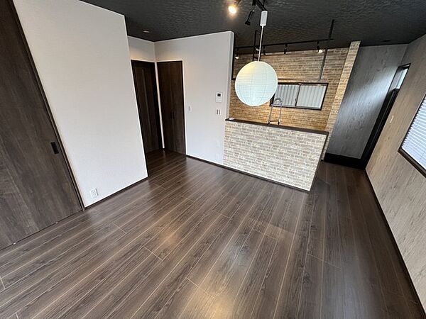 リビング/ダイニングを拡大表示