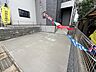 駐車場：並列2台駐車可能