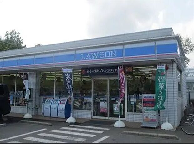 ローソン柏しいの木台店(689m)