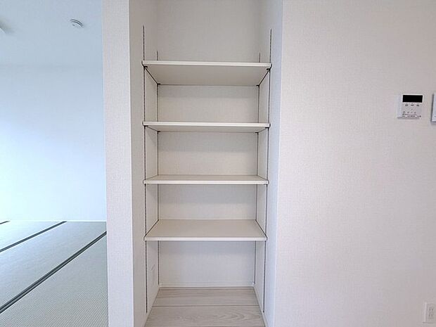 リビング内収納