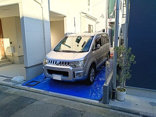 大きめの車も駐車可能(車種によります)