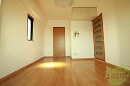 エステムコート神戸・県庁前 10階1Kのリビング/ダイニング