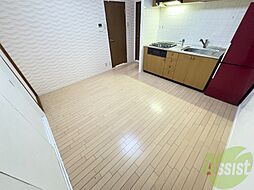 ランデージ神戸花隈 1階2SDKのリビング/ダイニング