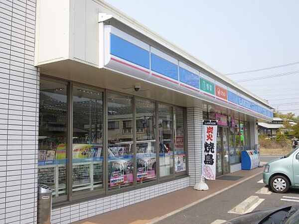 画像23:【コンビニエンスストア】ローソン 各務原那加桐野店まで363ｍ