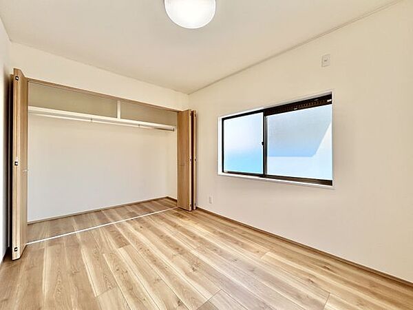 【リフォーム済】【洋室】