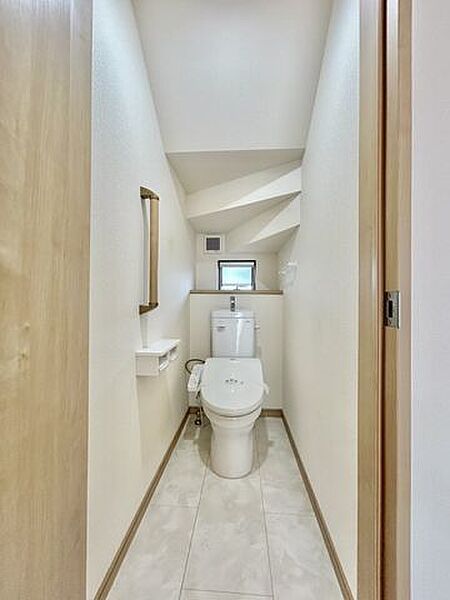 【リフォーム完成済】【年度内入居可】【1階トイレ】全面クリーニング、設備点検を行いました。