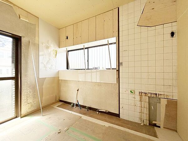 【RF中】収納を備えた2階洋室です。お部屋をすっきりとお使いいただけます。