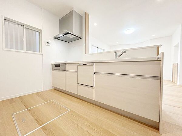 【内外装リフォーム完成済み】