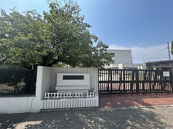 忠岡町立東忠岡小学校まで徒歩約9分（650ｍ） 610m