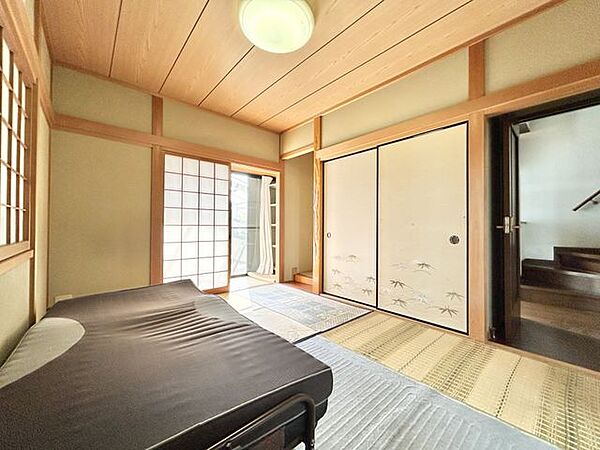 【現在リフォーム中】【和室】現況販売につき、間取り・内装・設備までご自身の好みにリフォーム可能。「必要なところだけ直したい」方にもおすすめです。
