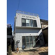 静岡駅より徒歩28分 築18年 3階建の賃貸物件